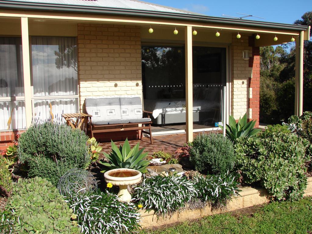 Austiny Bed And Breakfast Victor Harbor Bagian luar foto
