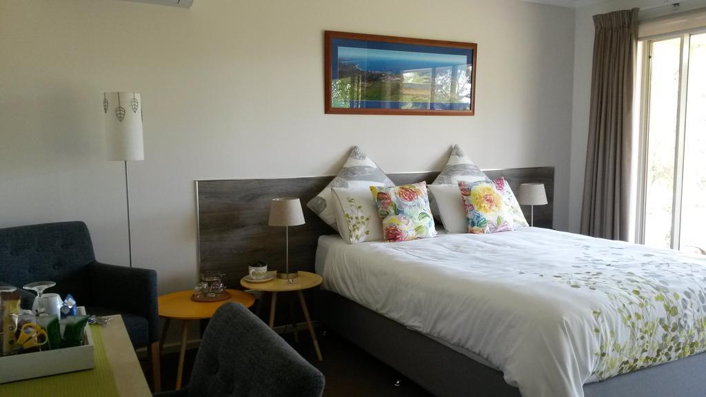 Austiny Bed And Breakfast Victor Harbor Bagian luar foto